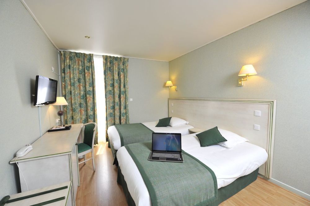 Logis Hotel De Bourgogne - Mâcon المظهر الخارجي الصورة